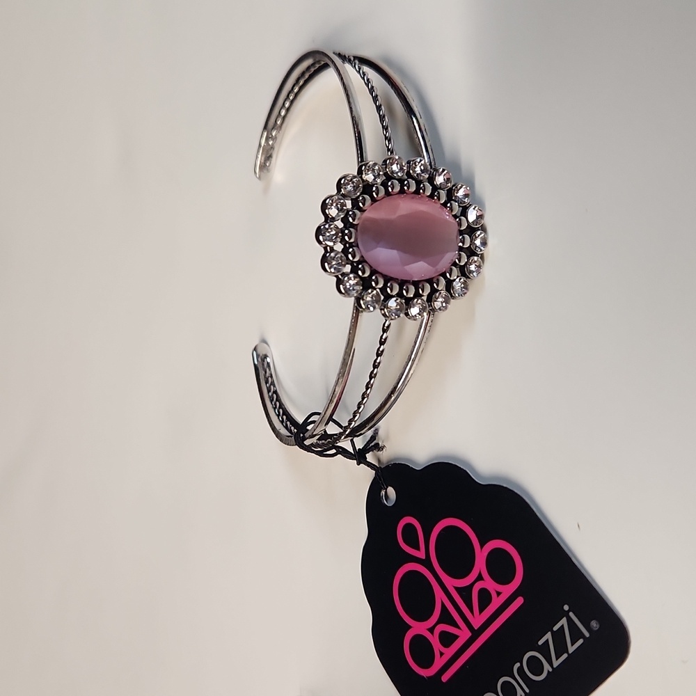 NWT Paparazzi Prismatic Patch Pink & Silver Women's Braclet